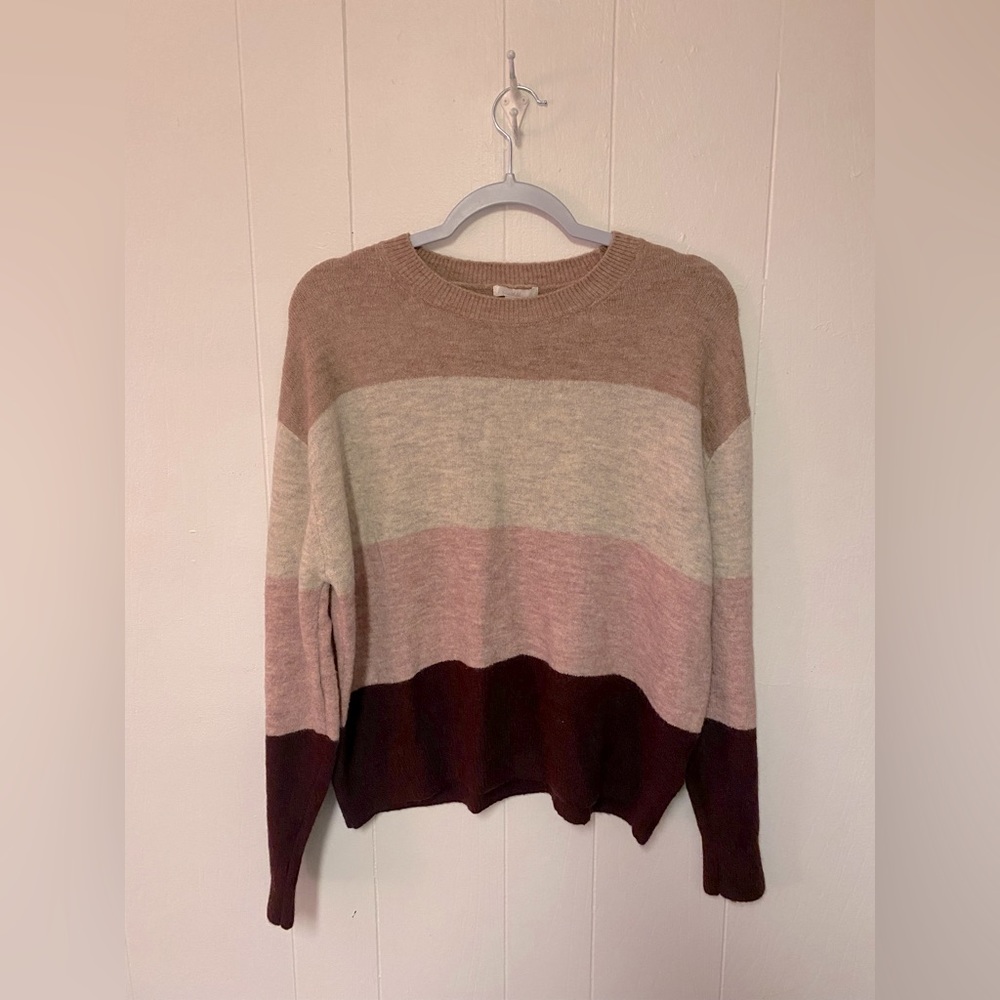 SWEATER